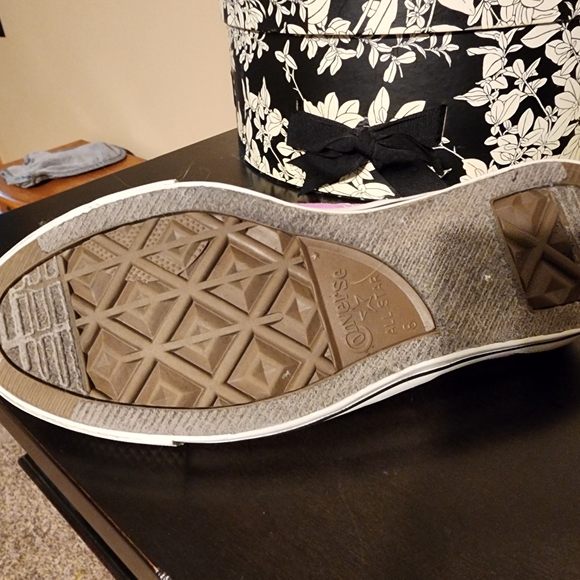 Converse 10 - Picture 3 of 4